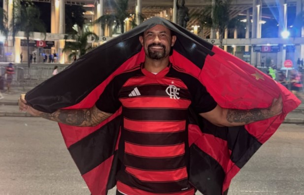 Justiça revoga liberdade condicional do ex-goleiro Bruno