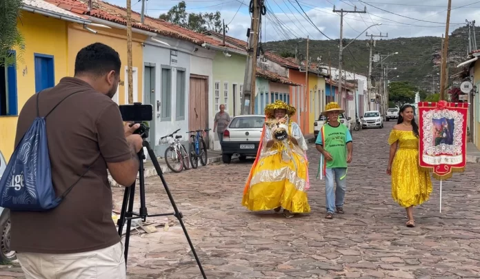 Estudante da Bahia avança em seleção nacional do Profissão Repórter e pode representar o estado na TV Globo