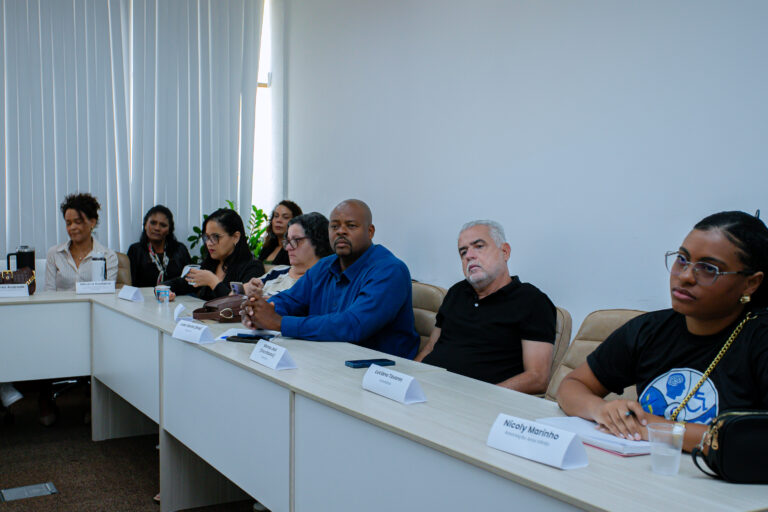 Prefeitura de Lauro de Freitas fortalece integração das políticas públicas para pessoas com deficiência